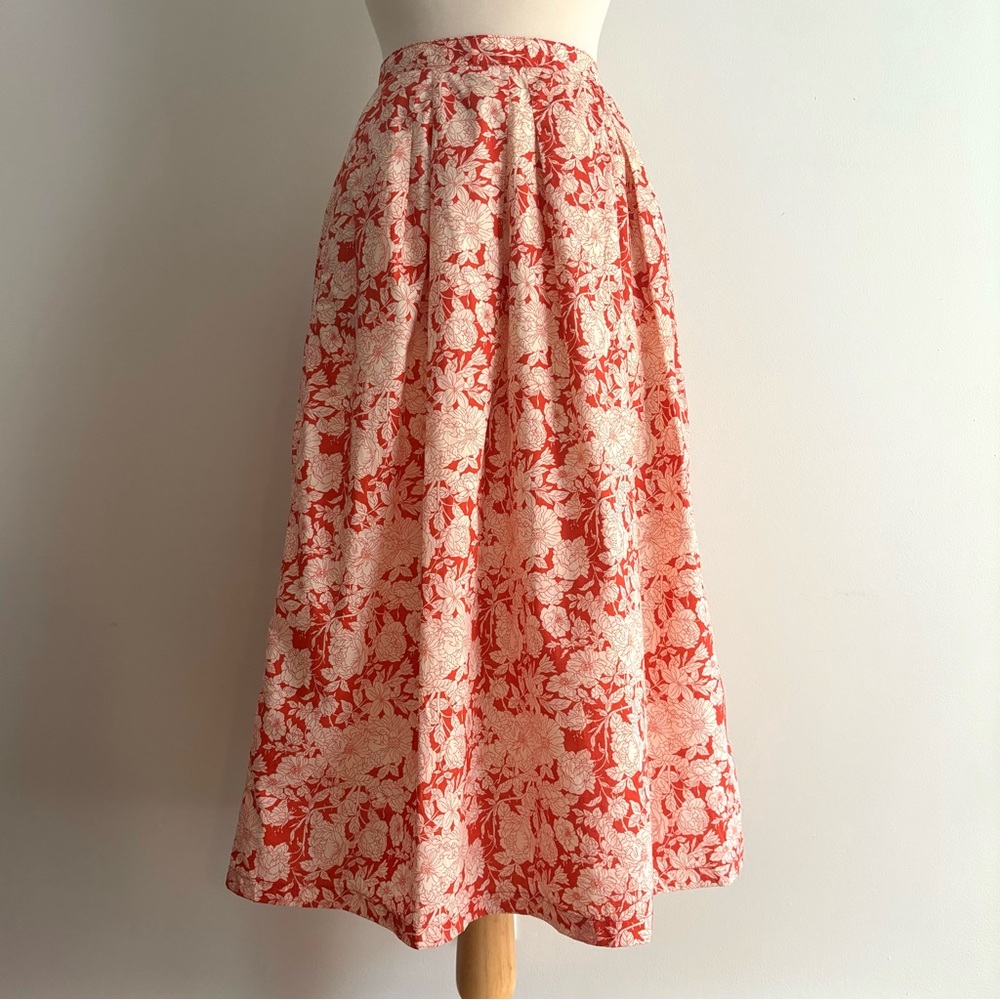 Vintage HENRY WHITE Dublin Red & White Cotton Rose & Thorn Floral Skirt UK 12